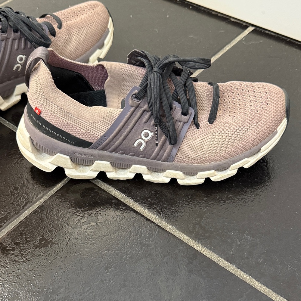 On Cloud Women’s Athletic Running Shoes in Taupe/Black - Picture 4 of 6